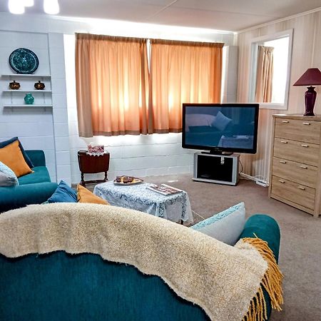 Park View 'Home Away From Home' Feilding Exterior photo